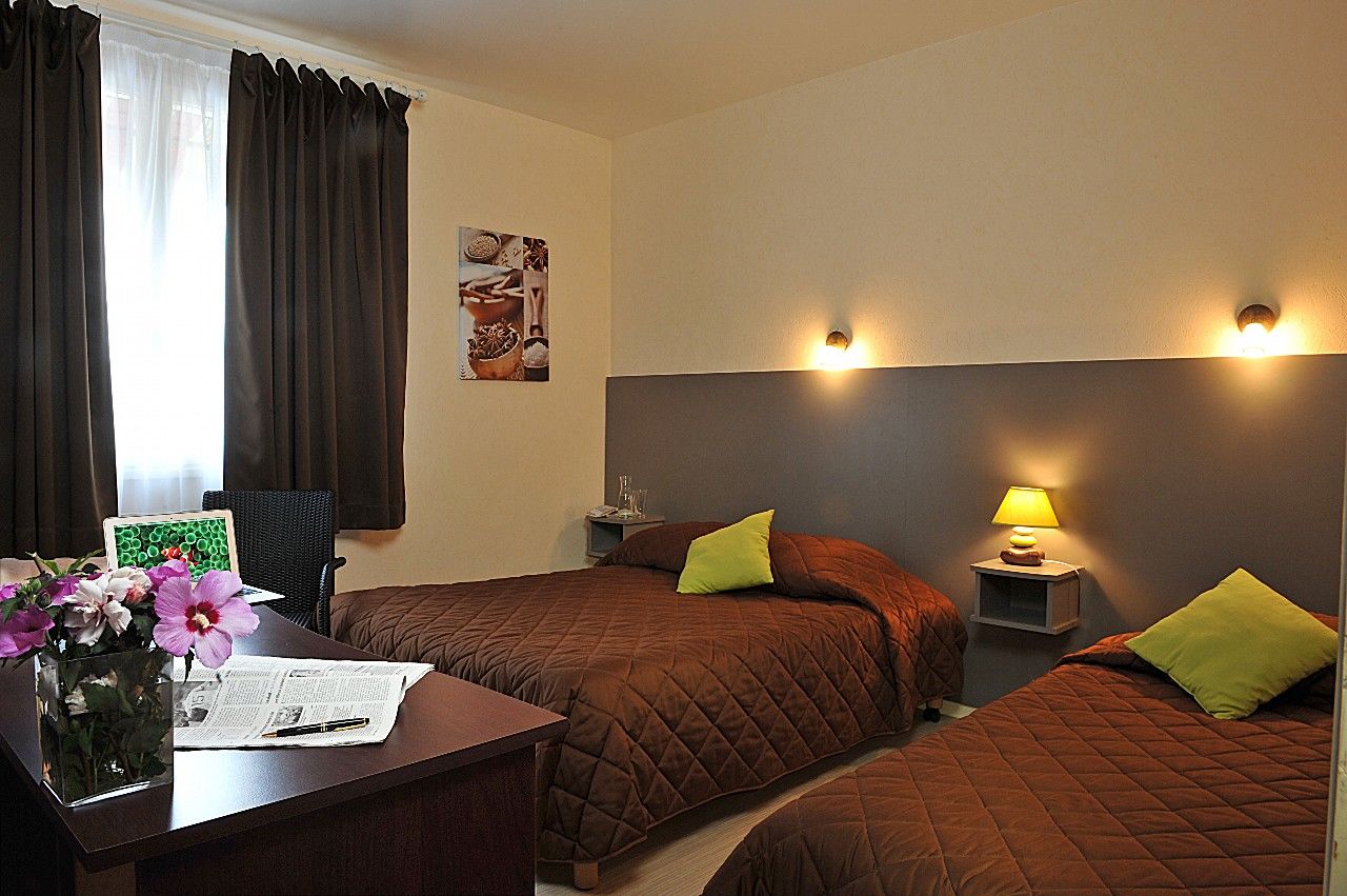 Logis Hotel Le Prieure Saint-Marcel  エクステリア 写真