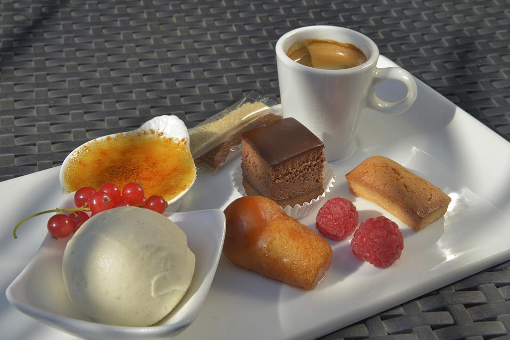 Logis Hotel Le Prieure Saint-Marcel  エクステリア 写真