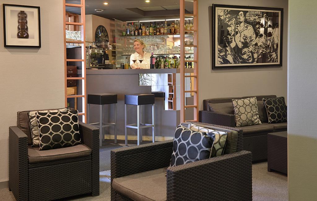 Logis Hotel Le Prieure Saint-Marcel  エクステリア 写真